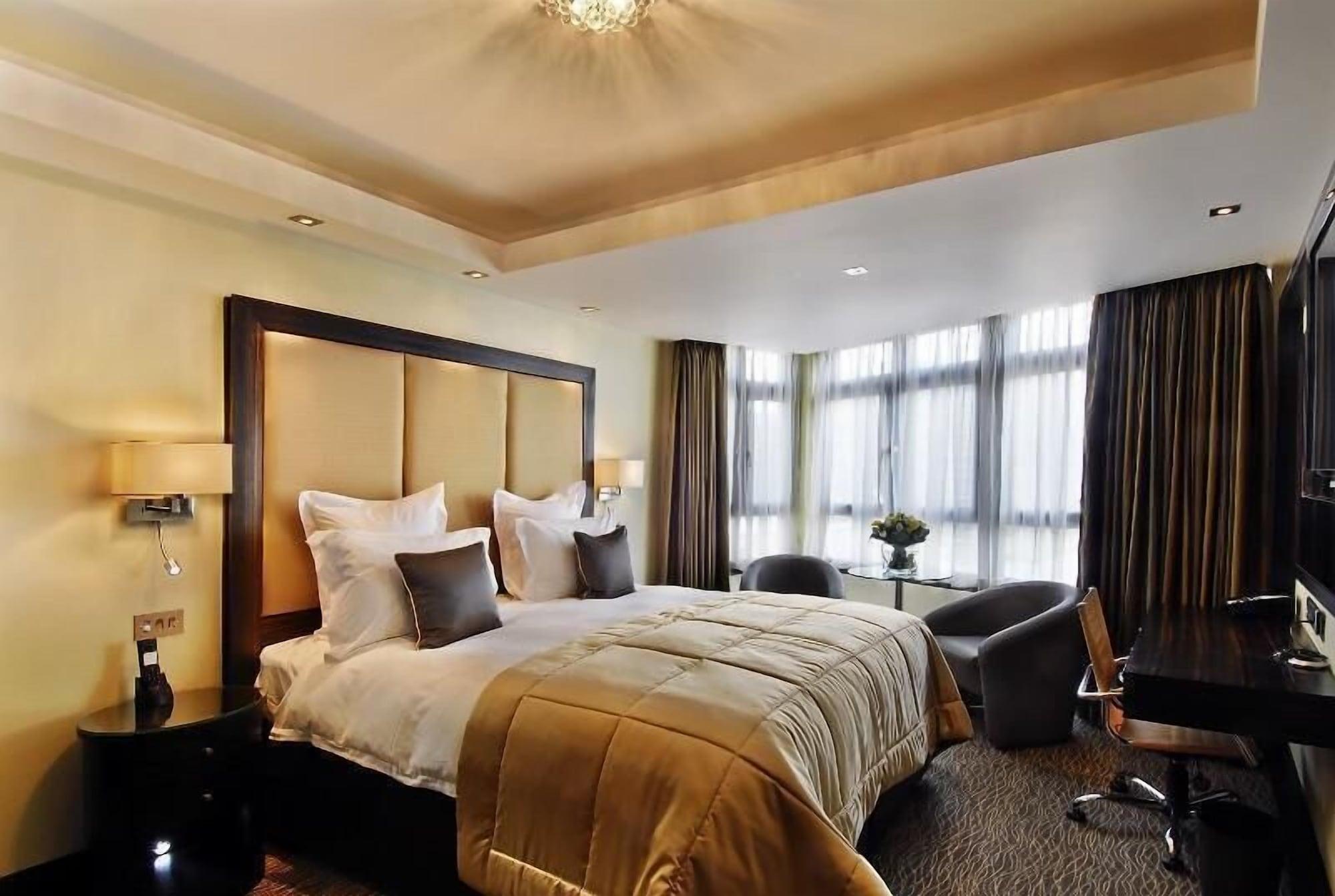 Montcalm Mayfair, Autograph Collection London Bilik gambar A room at the InterContinental London The O2