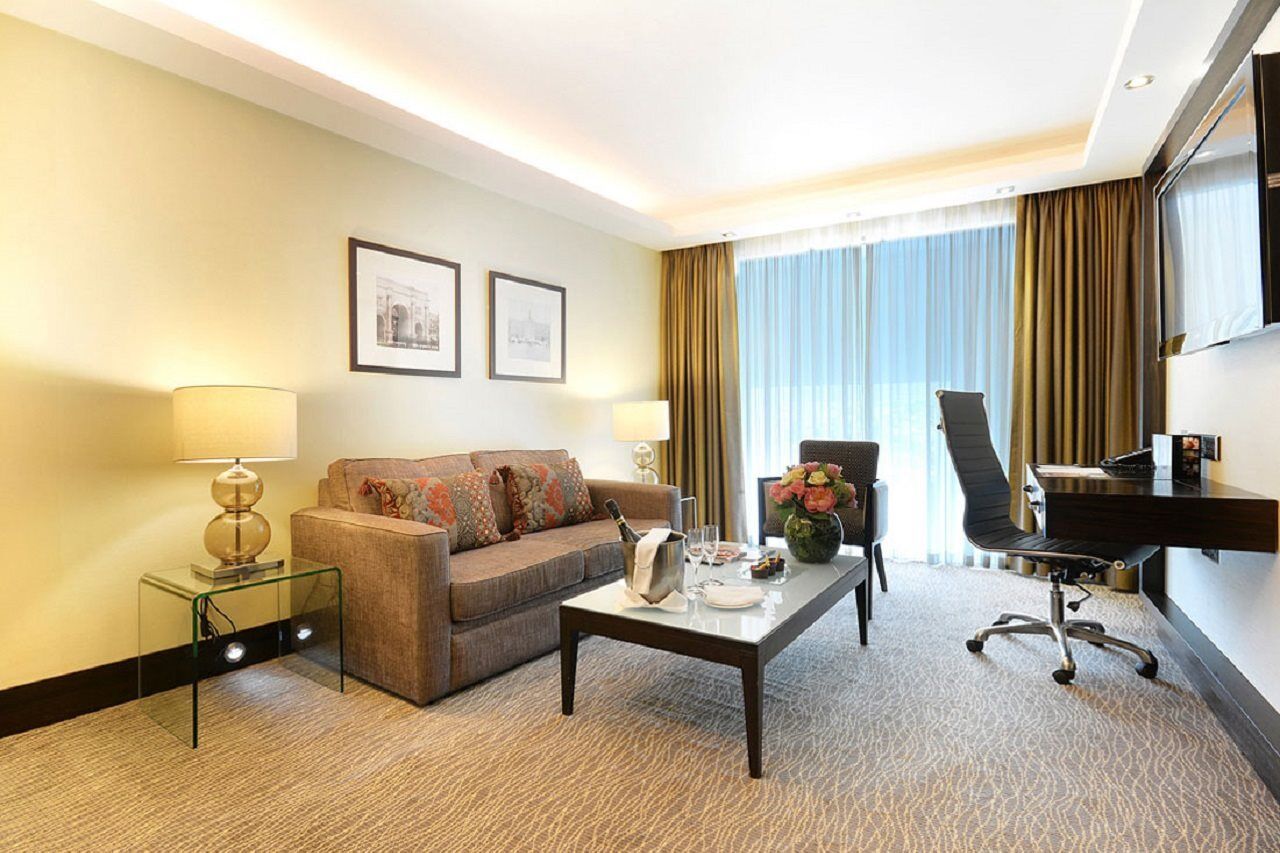Montcalm Mayfair, Autograph Collection London Luaran gambar A suite at the hotel